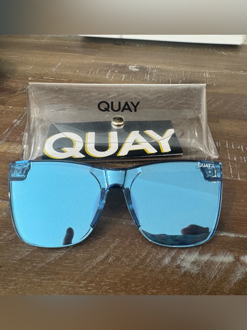Quay Sunglasses Never Worn